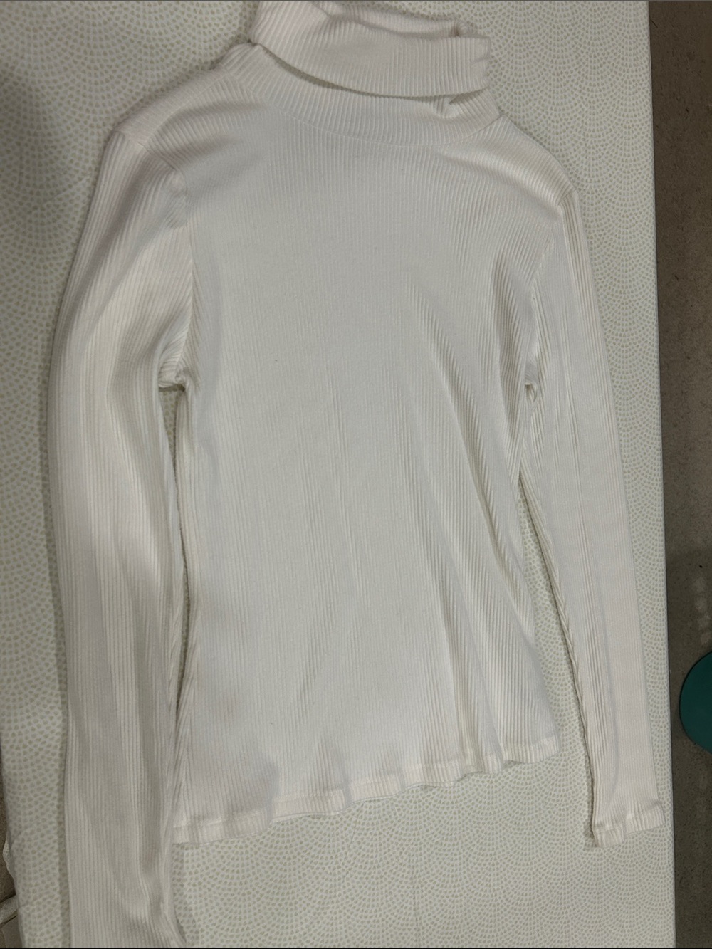 OLD NAVY Women’s Cream Ribbed Turtleneck Long Sleeve Top